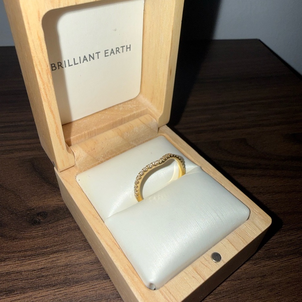 Brilliant Earth | Real Diamond Wedding Band | Size 7.5 | 18K Yellow Gold